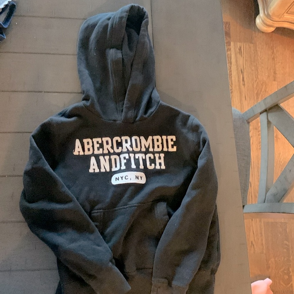 Girls Abercrombie hoodie. Smoke free household.